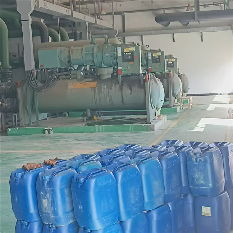 冷水机组冷凝器清洗4_副本