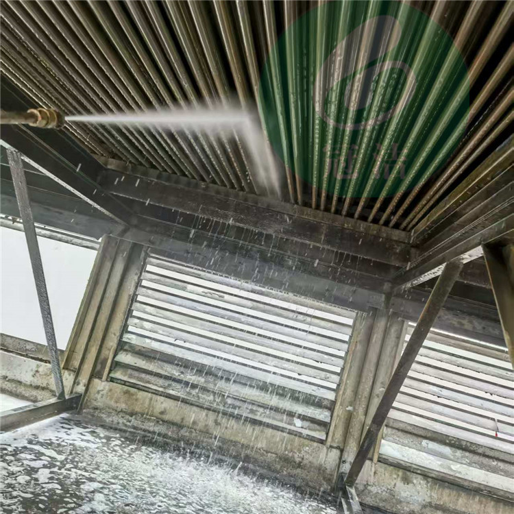 蒸发式冷凝器清洗9_副本-1